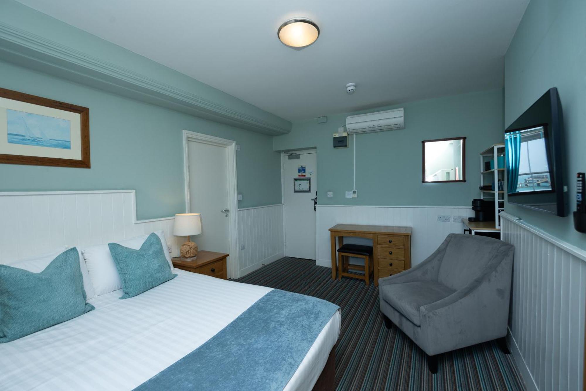 The Clarendon Hotel Deal Esterno foto